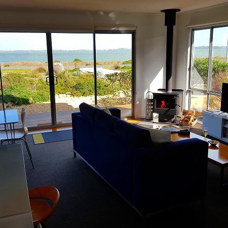 Coorong Waterfront Retreat Villa Meningie Exterior foto